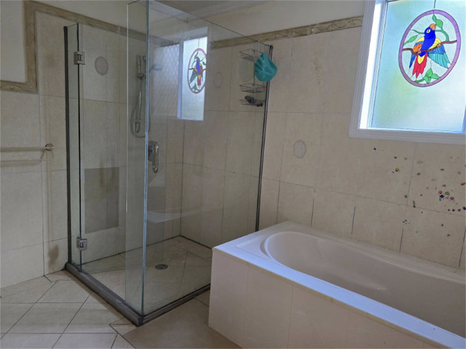 Afiamalu | Shared Bathroom